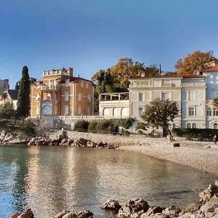 Apartment Maya Opatija